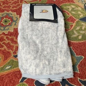 NHL Ducks Super Soft Sherpa Throw